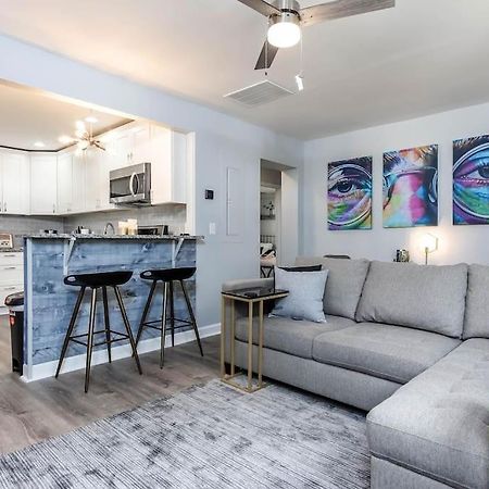 West End Bungalow Perfect To Work, Play, & Escape Atlanta Exterior photo